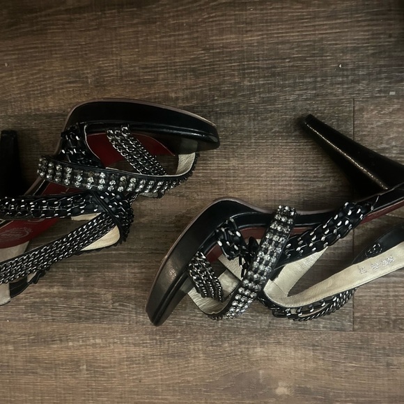 Jeffrey Campbell “Burbs Chain” 8.5 great condition worn twice heels (39 Euro sz) - Picture 6 of 14